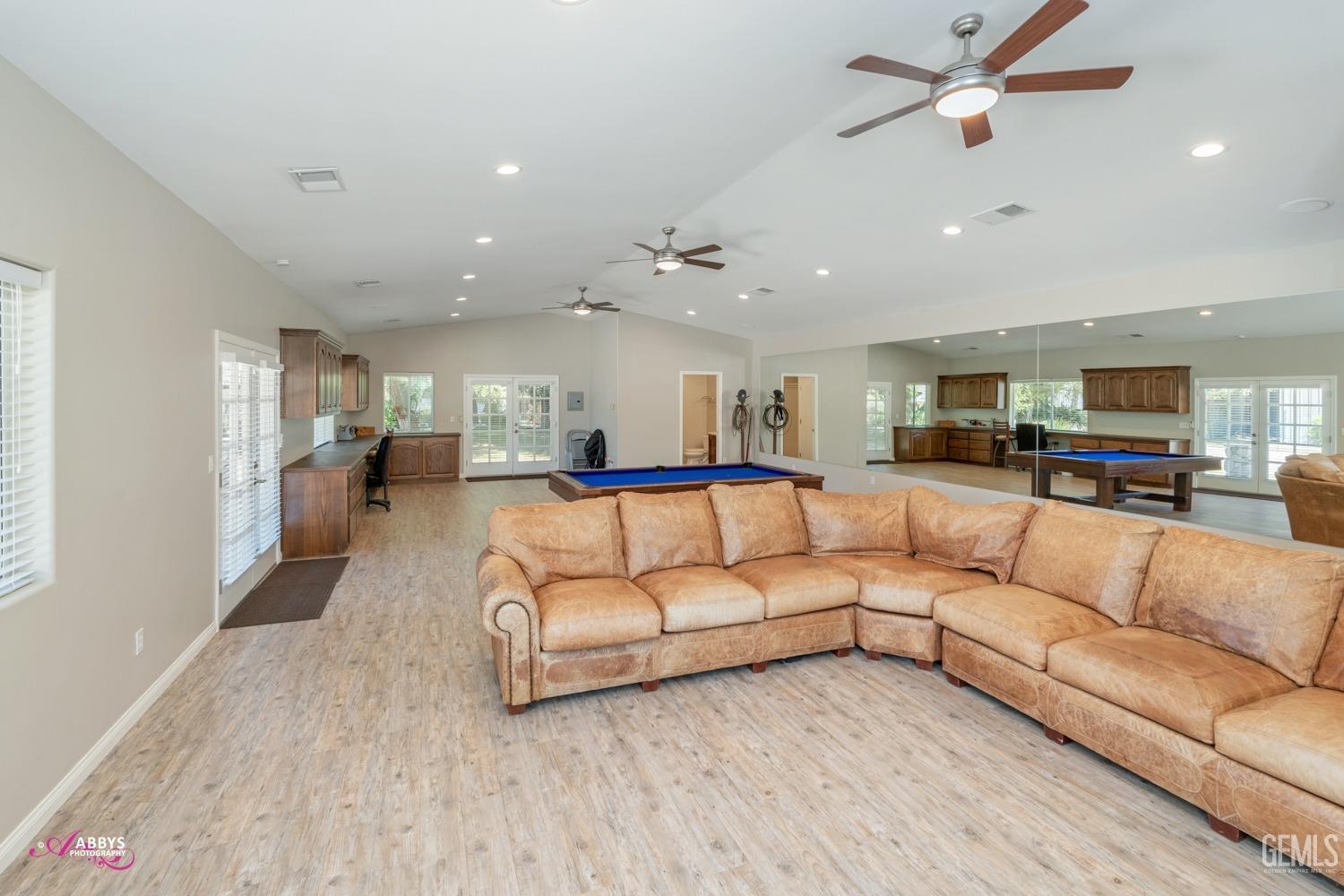 15801 Manon Drive