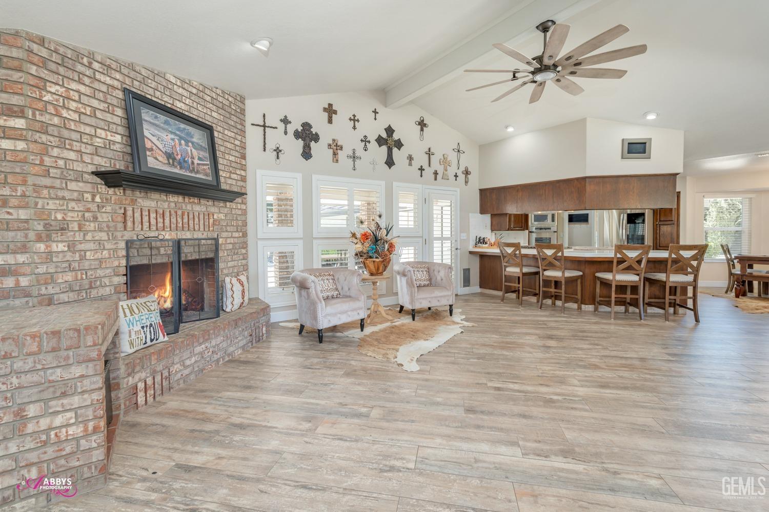 15801 Manon Drive