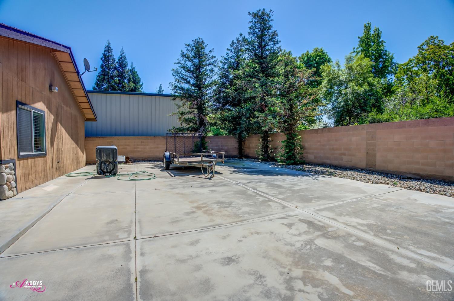 15801 Manon Drive