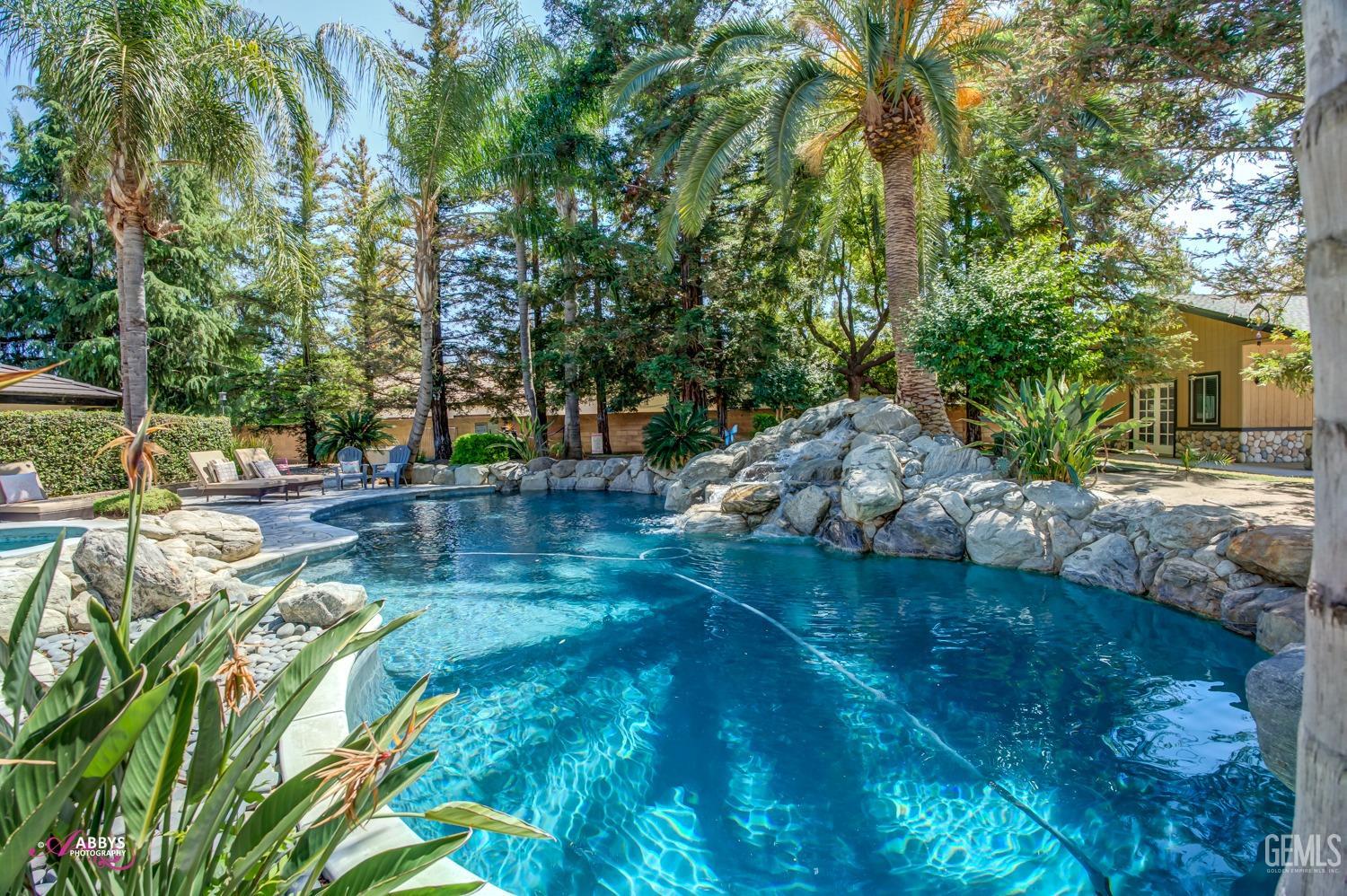 15801 Manon Drive
