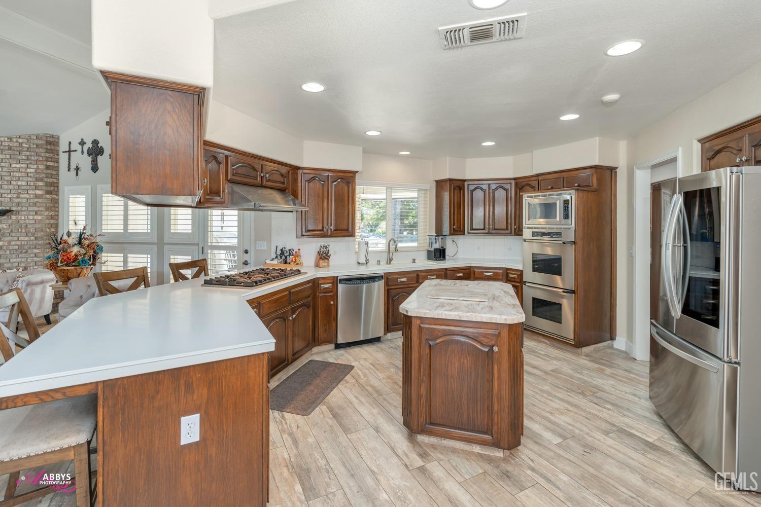 15801 Manon Drive