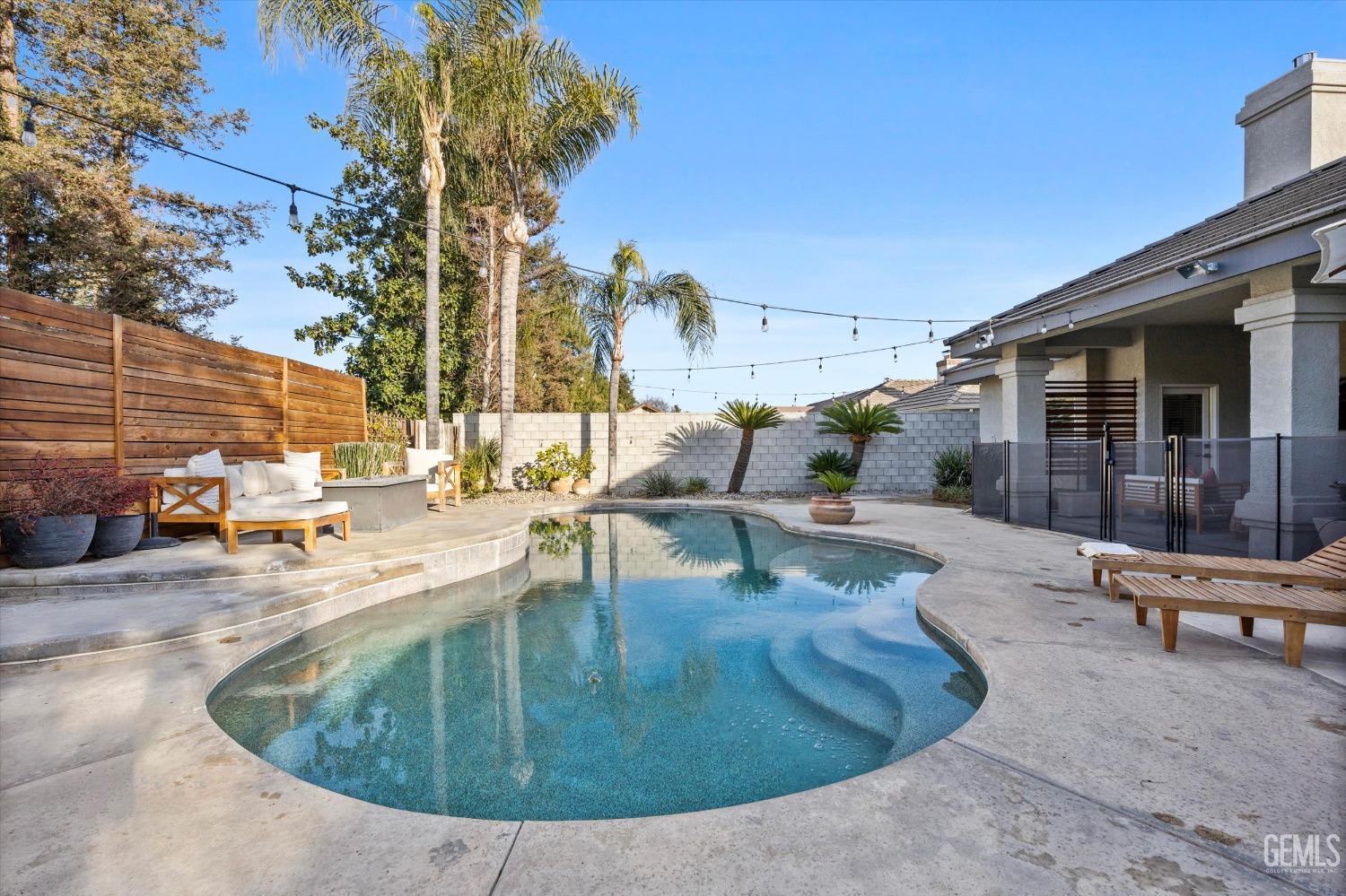 15416 Albert Way