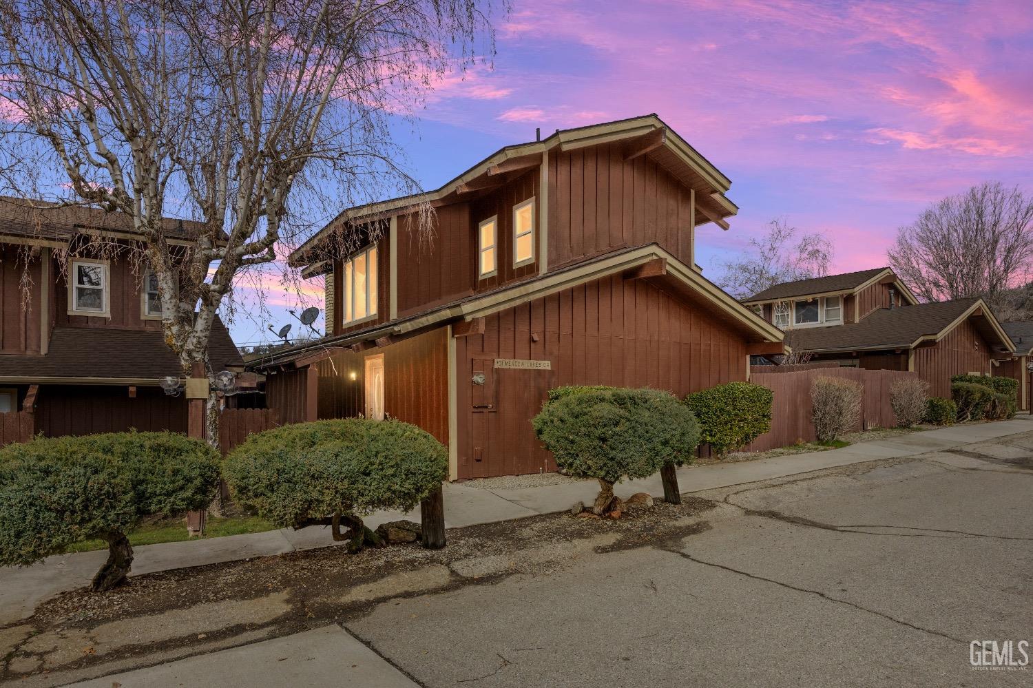 101 Meadow Lakes Drive