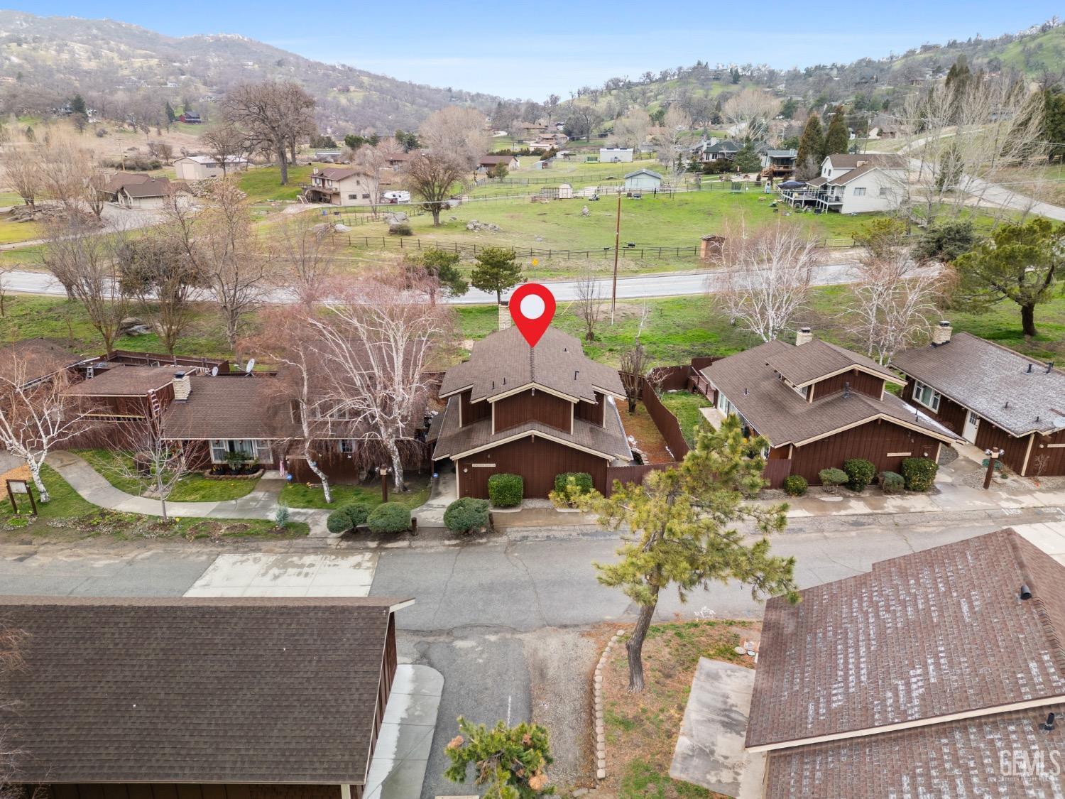 101 Meadow Lakes Drive