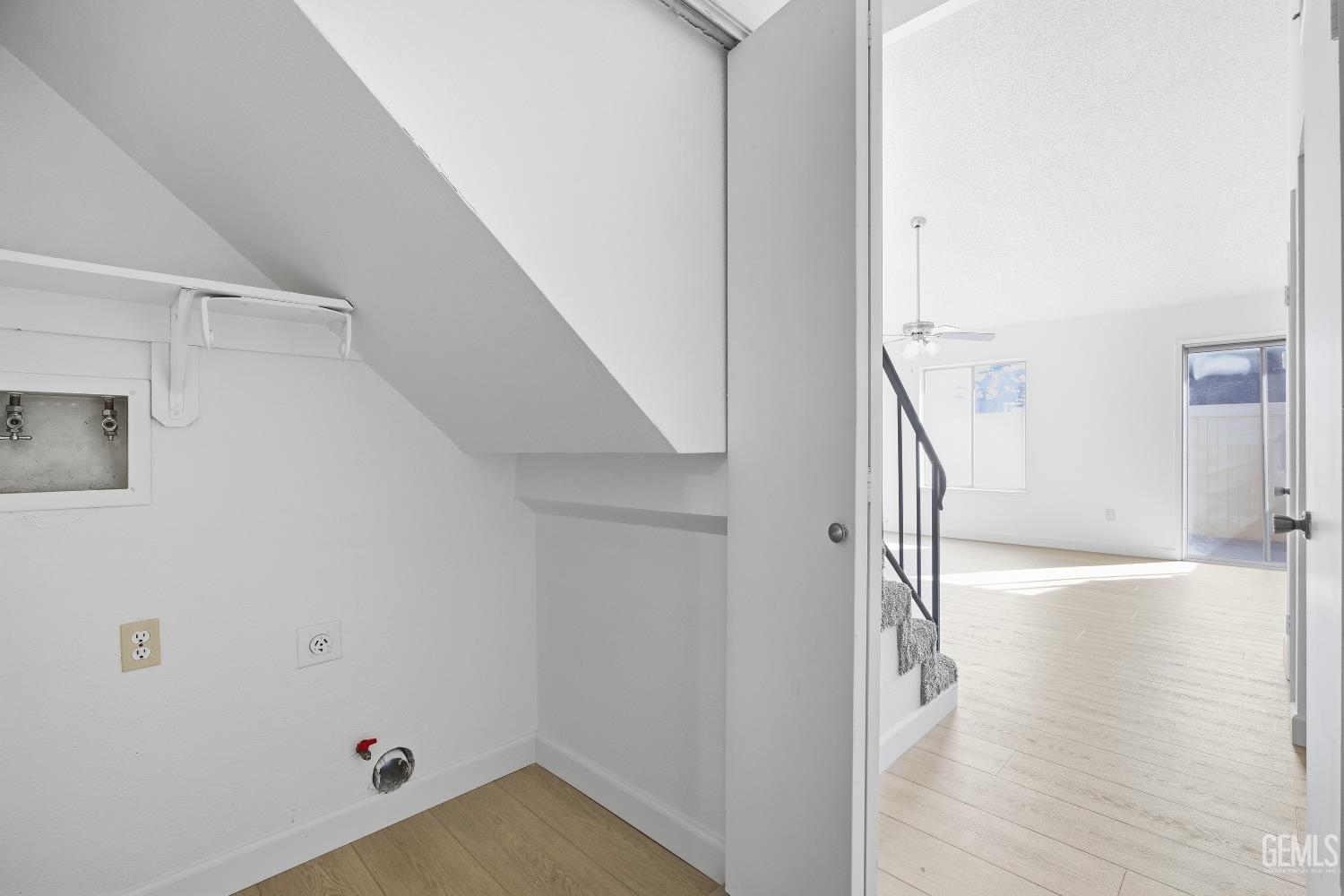 5300 Dunsmuir Road Unit: 20