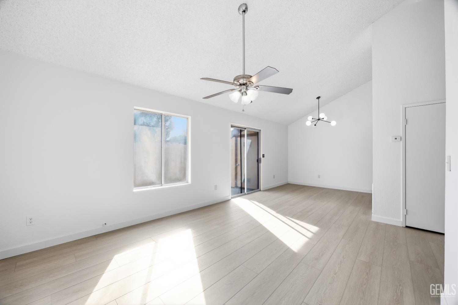 5300 Dunsmuir Road Unit: 20