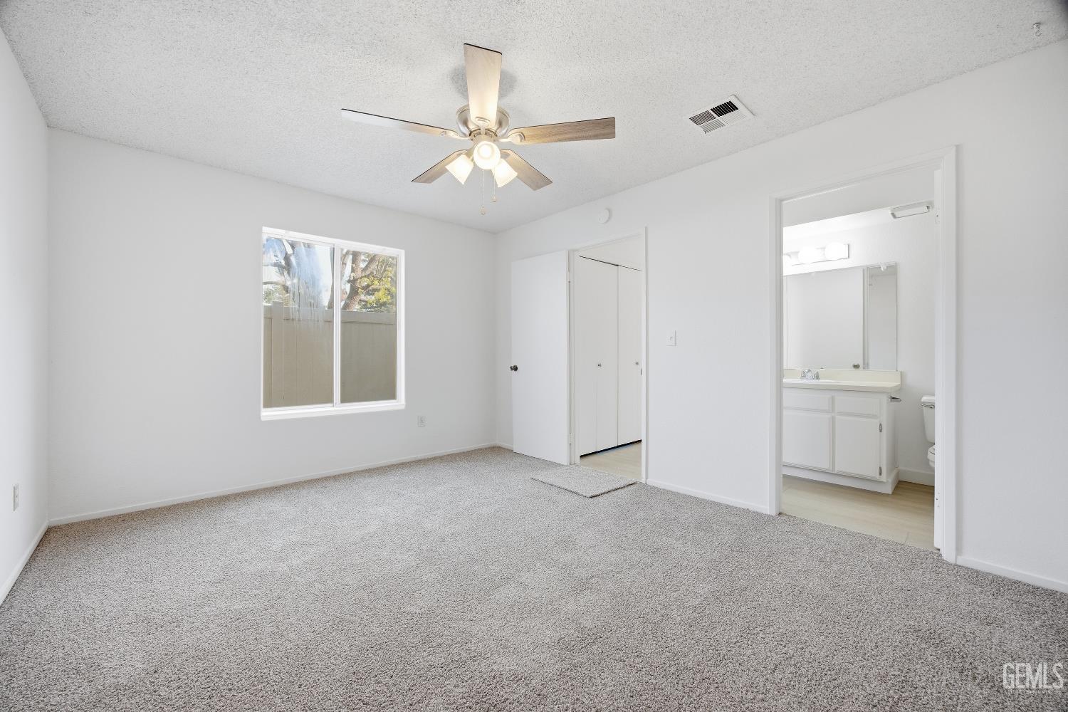 5300 Dunsmuir Road Unit: 20
