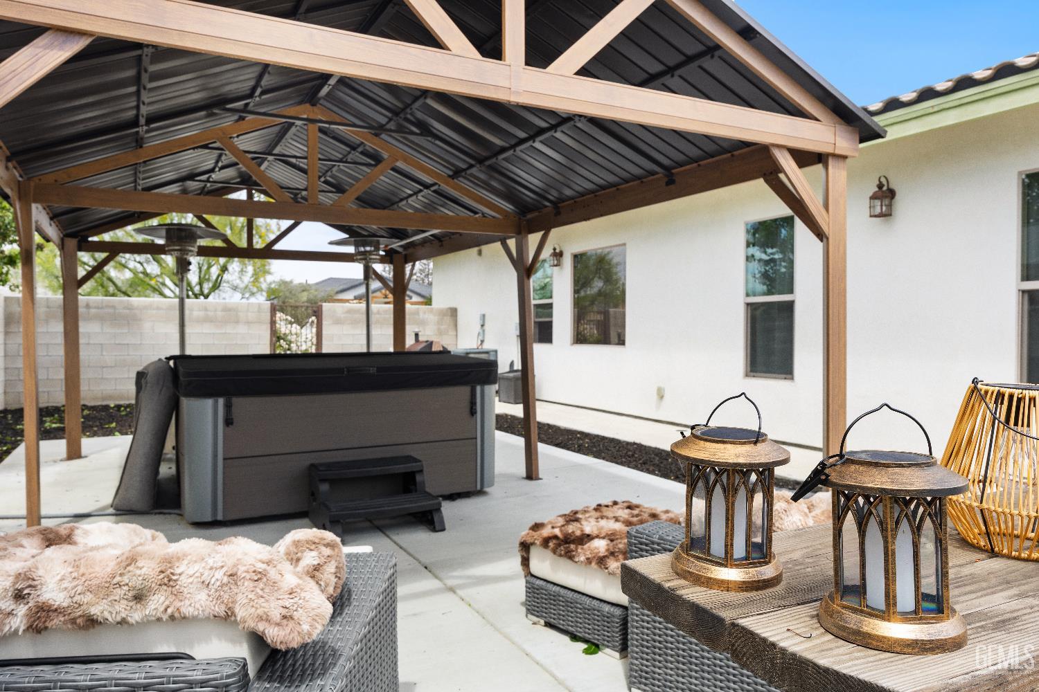 15521 Georges letour Avenue