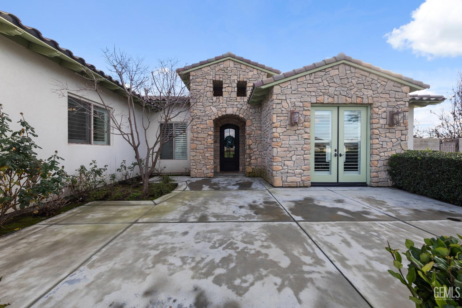 15521 Georges letour Avenue