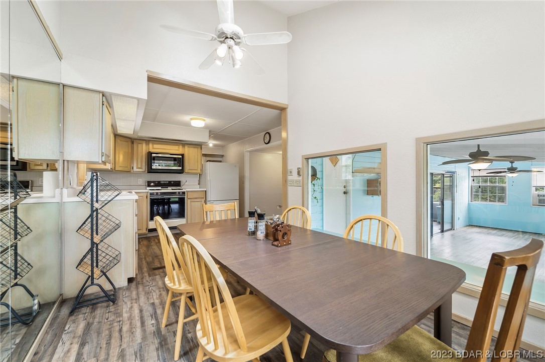18 Trail Road