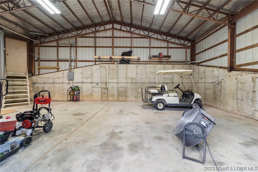 18 Trail Road
