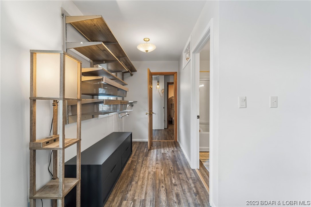 18 Trail Road
