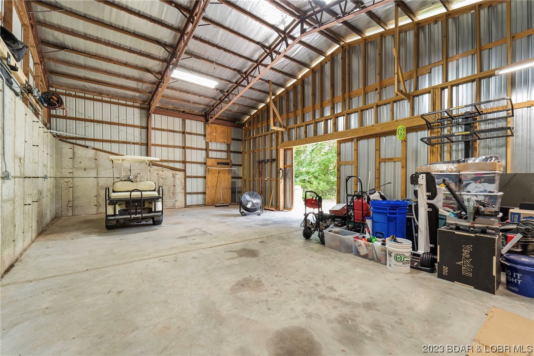 18 Trail Road