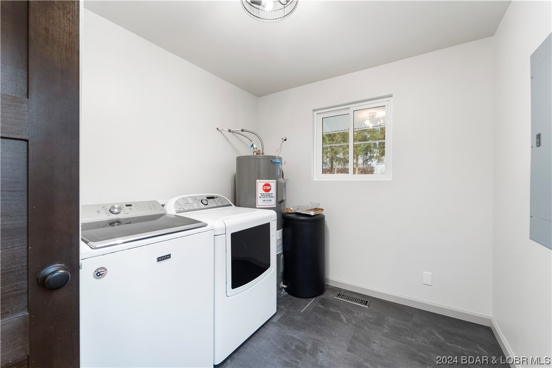6631 Northview Dr