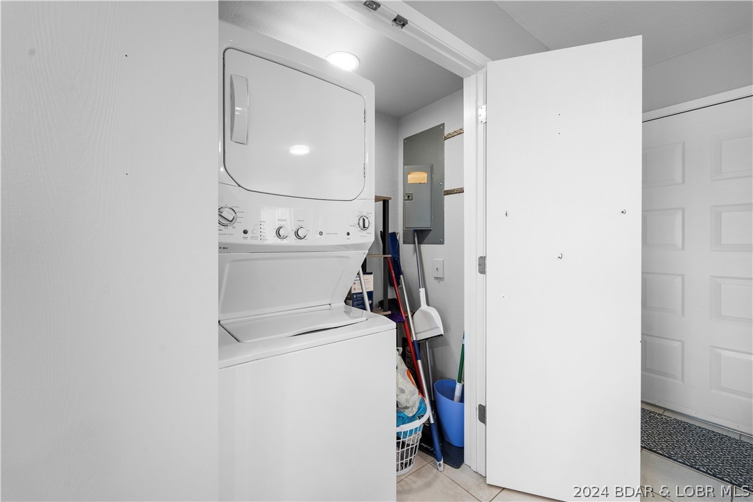 2500 Bay Point Lane 231