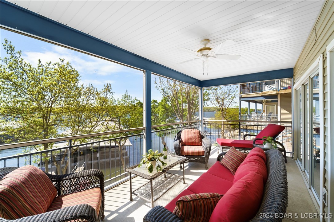 354 West Palisades Condo Drive 1B