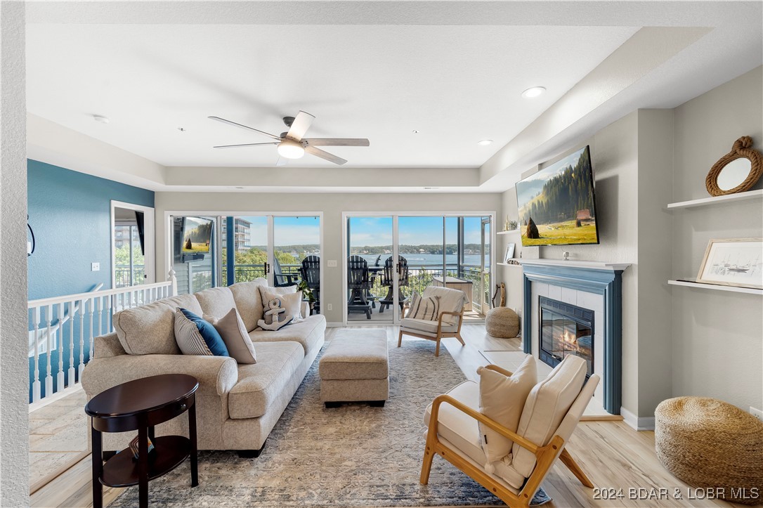 354 West Palisades Condo Drive 1B