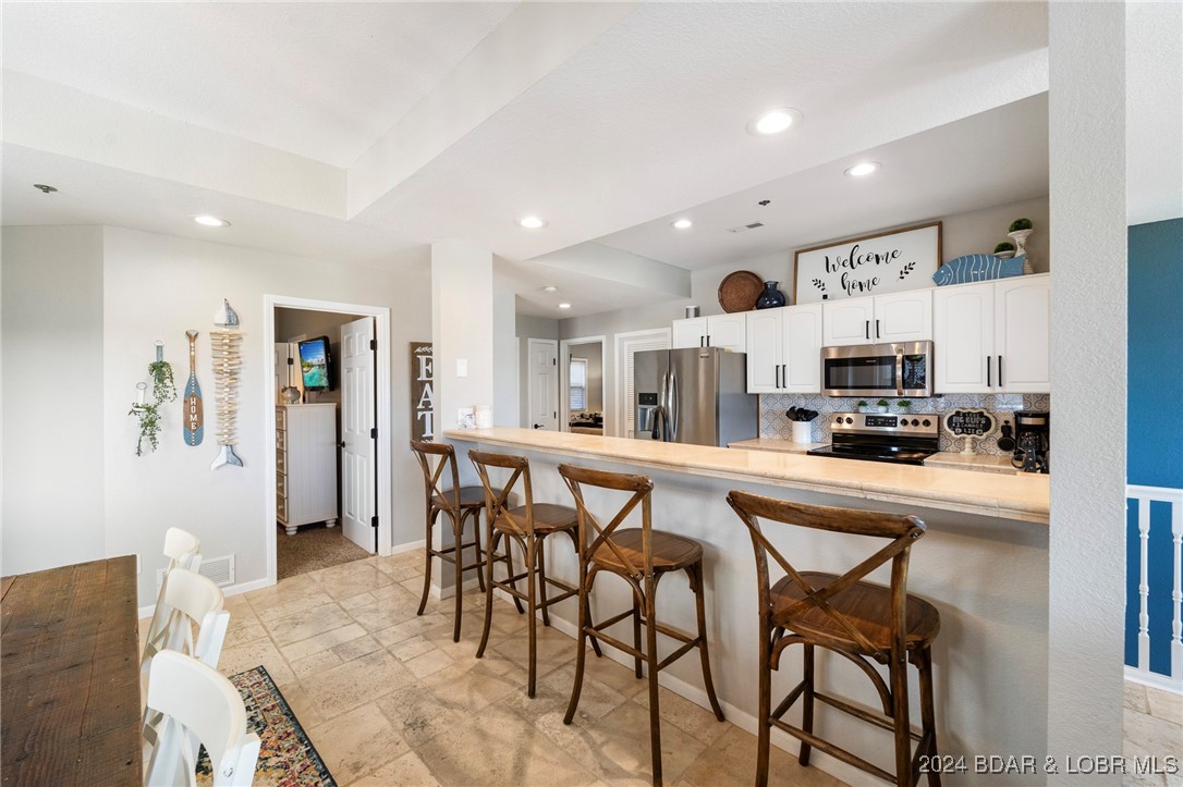 354 West Palisades Condo Drive 1B