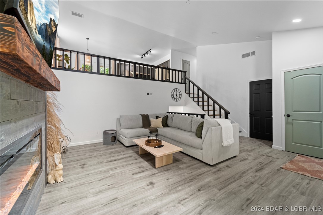 4731 Harbor Heights Lane