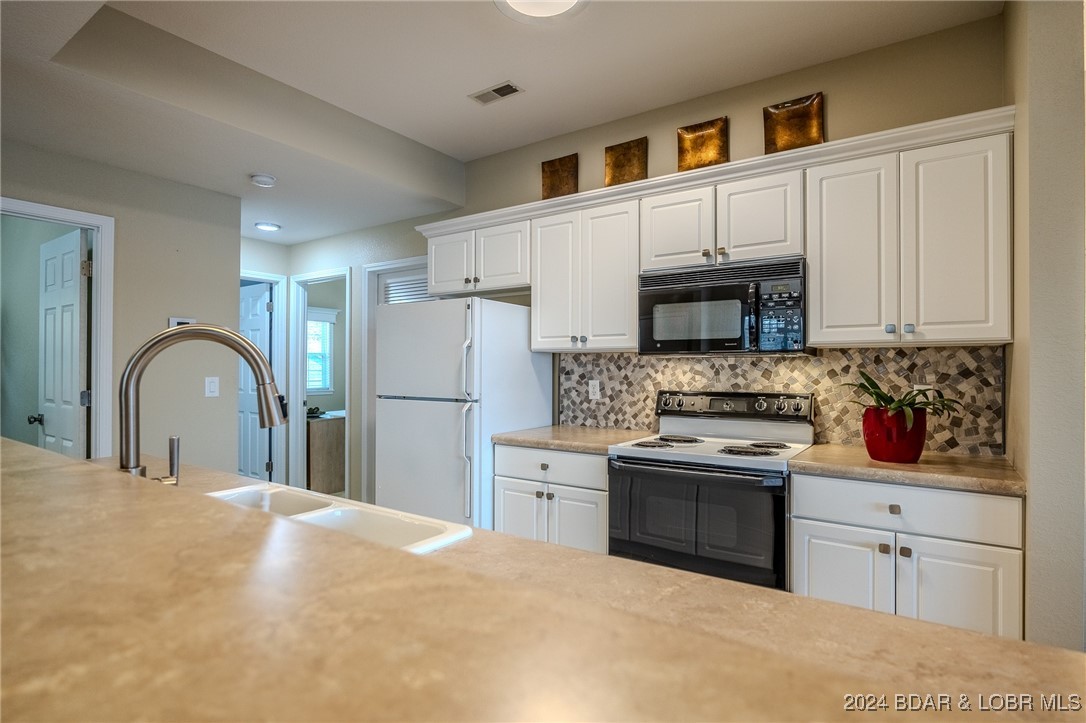 E207 Harbour Towne Drive E 207