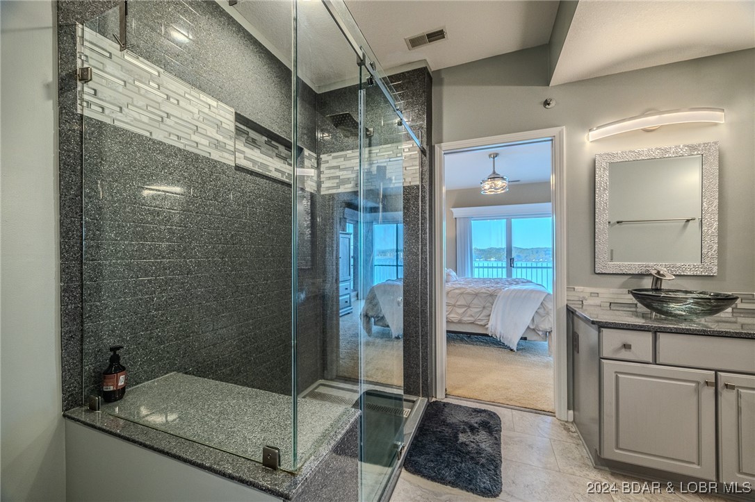 E207 Harbour Towne Drive E 207