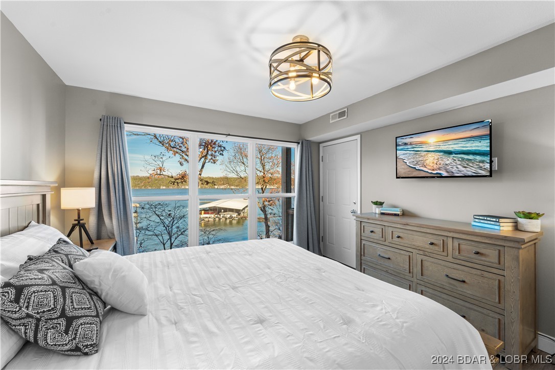 6005 Baydy Peak Road 1004