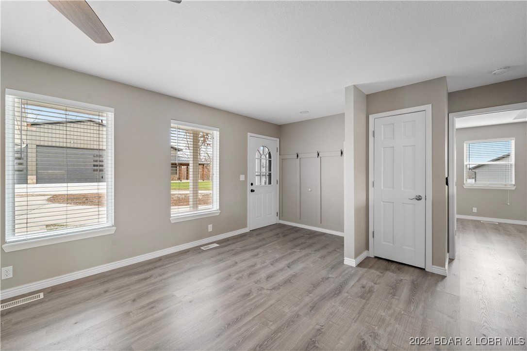32 Lurhaven Circle