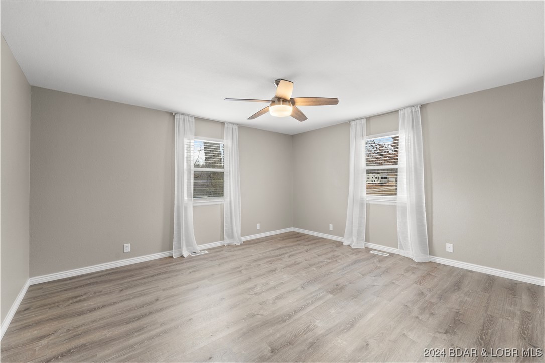 32 Lurhaven Circle