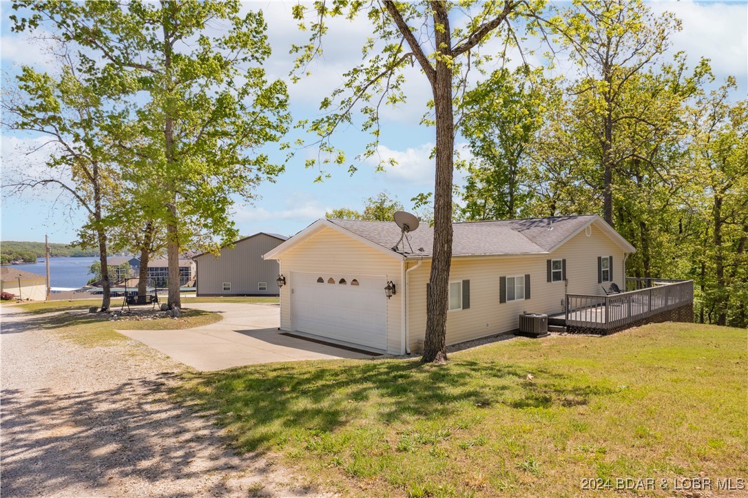 32 Lurhaven Circle