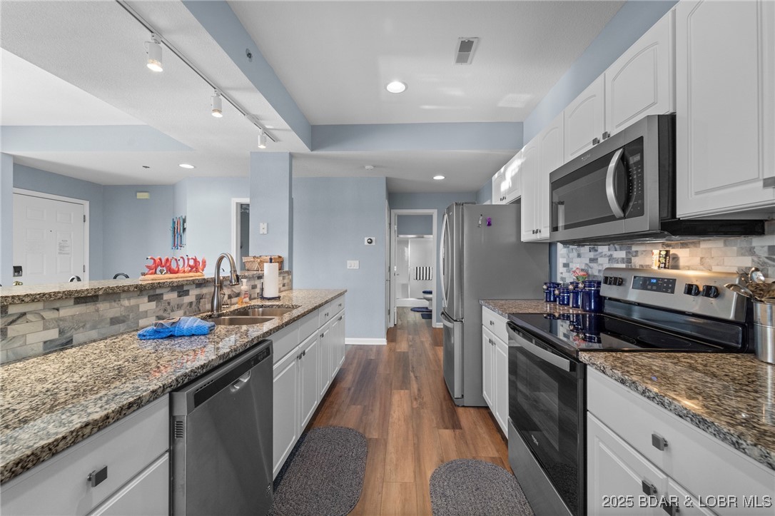372 W. Palisades Condo Drive 4B