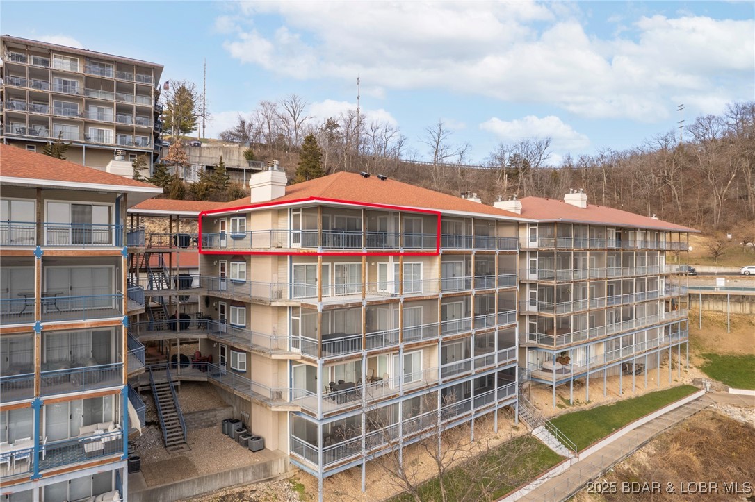 372 W. Palisades Condo Drive 4B