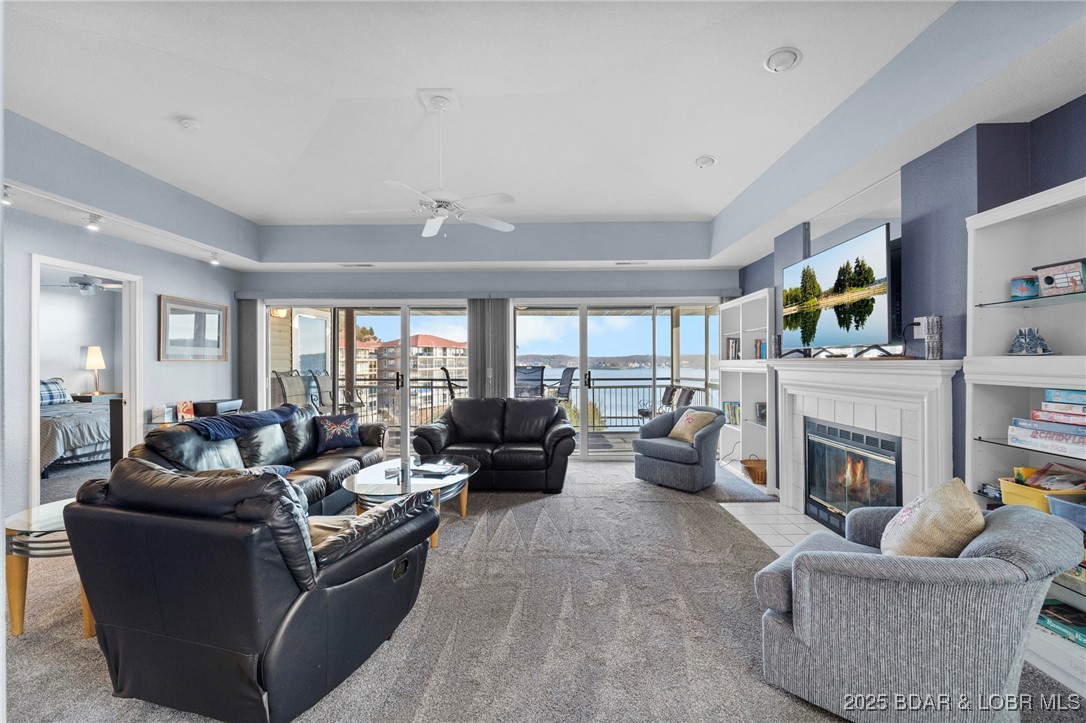 372 W. Palisades Condo Drive 4B