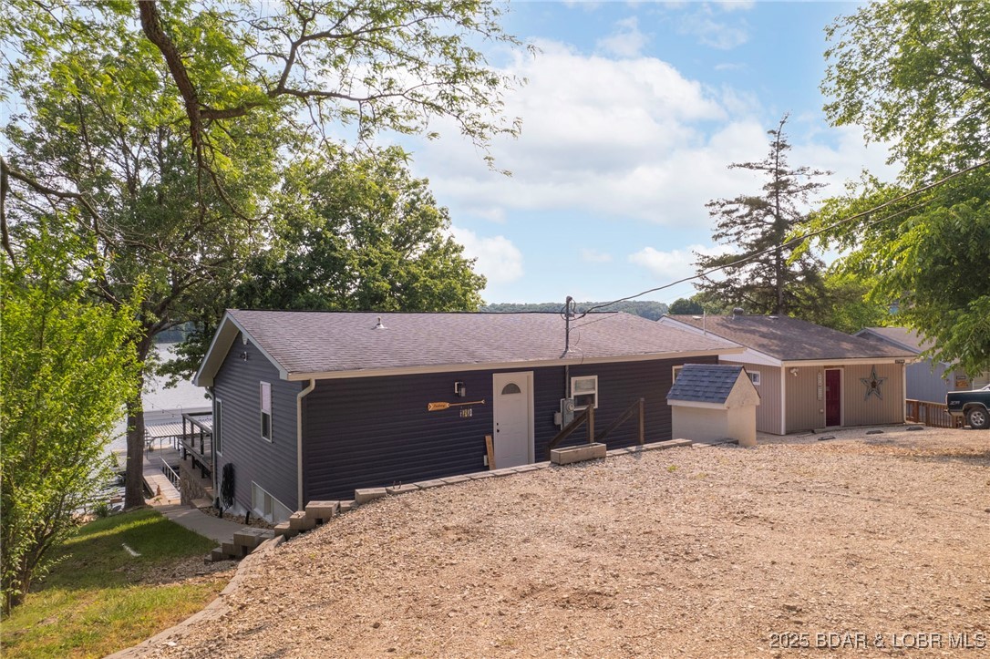 27570 Golden Point Lane