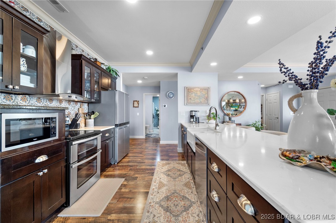 248 Palisades Condo Drive 4A