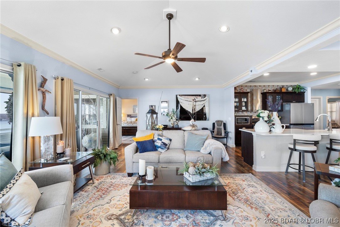 248 Palisades Condo Drive 4A