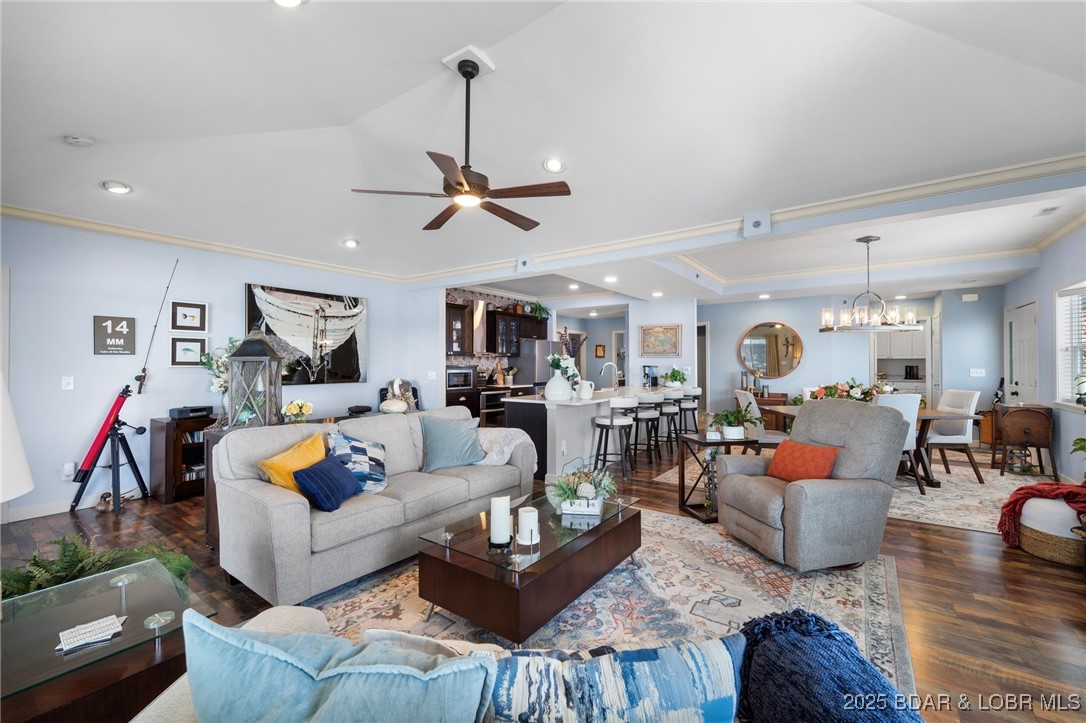 248 Palisades Condo Drive 4A