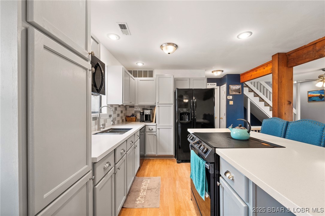 70 Ravenwood Drive