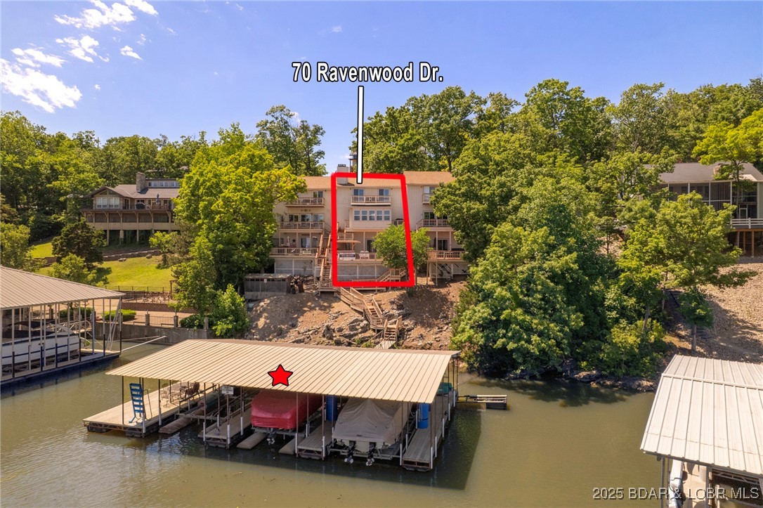 70 Ravenwood Drive