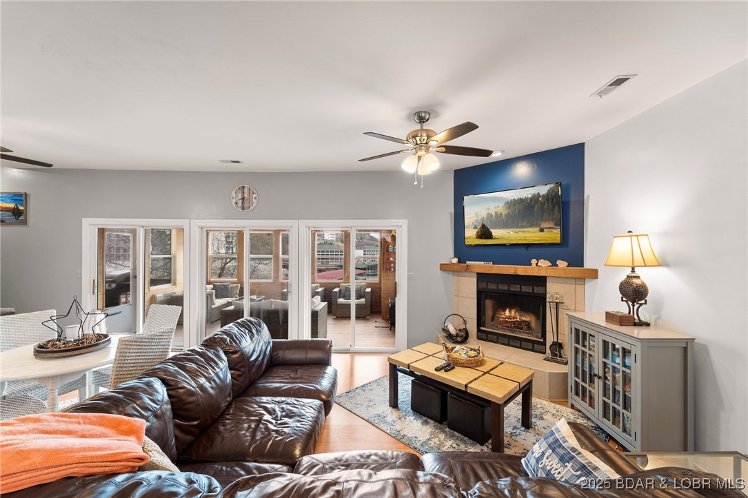 70 Ravenwood Drive