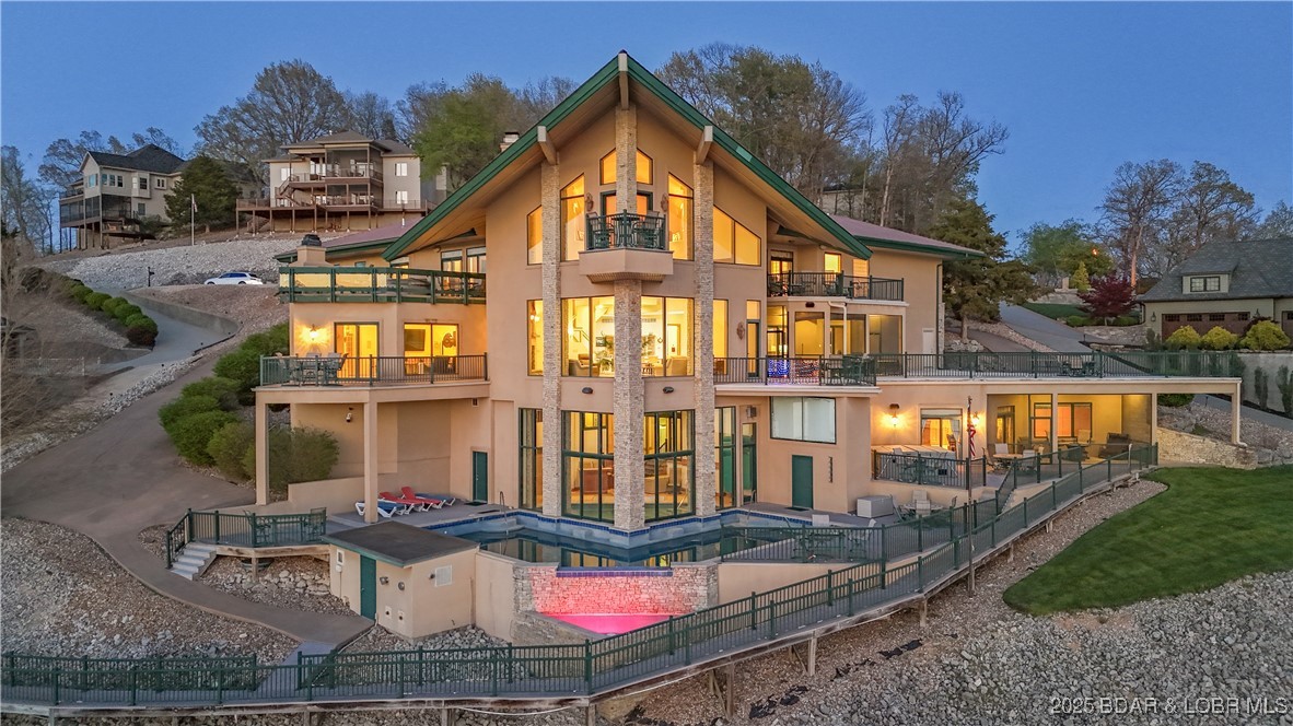 1145 Beacon Pointe Circle