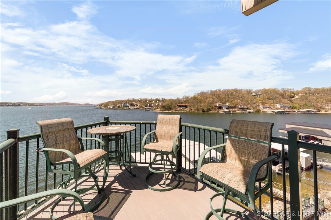 1145 Beacon Pointe Circle