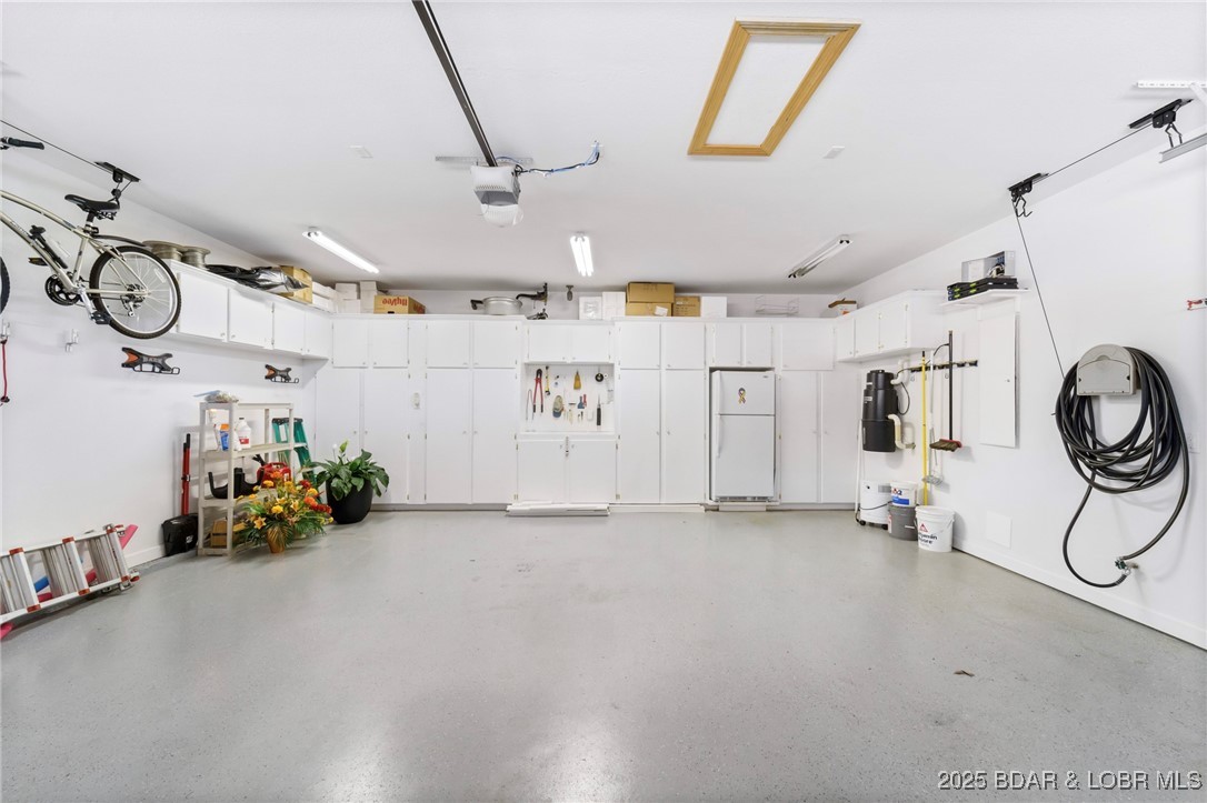 1145 Beacon Pointe Circle