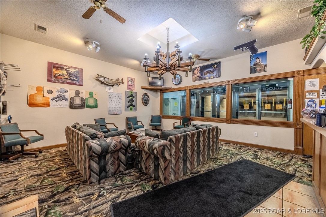 3515 Parkway