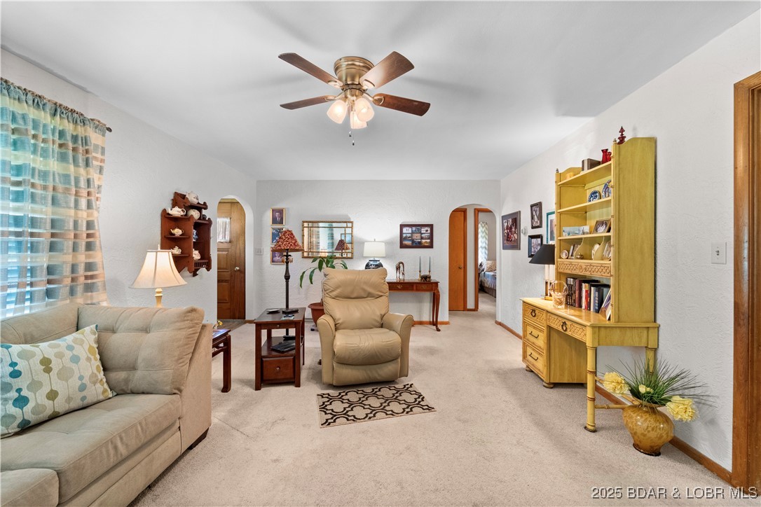 209 N Grand Avenue