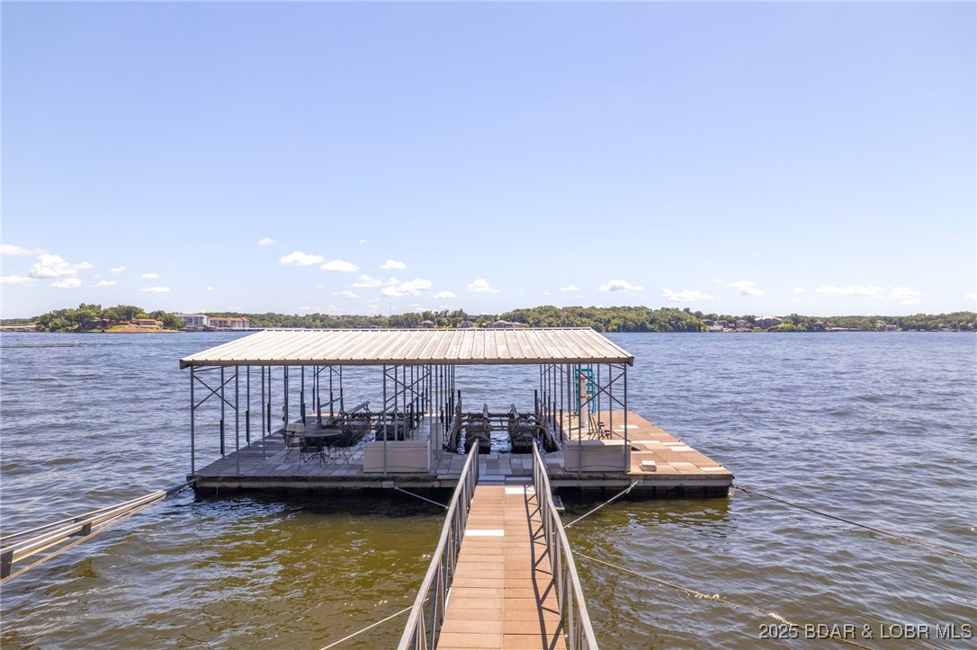 140 Old English Point