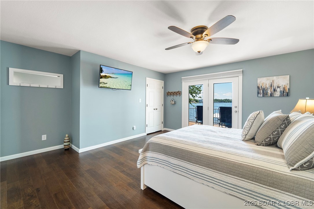 140 Old English Point