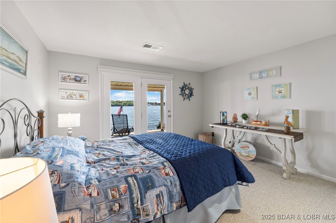 140 Old English Point