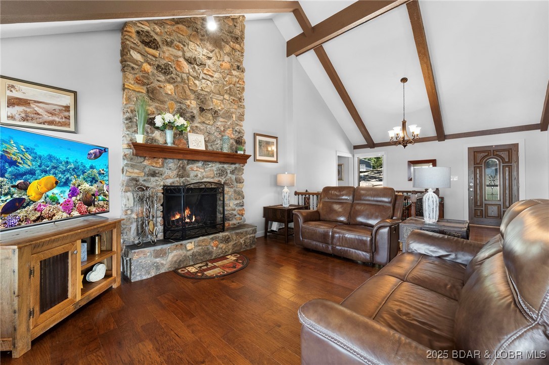 140 Old English Point