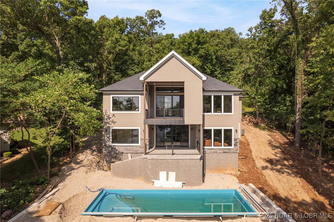 578 Via Del Lago Drive