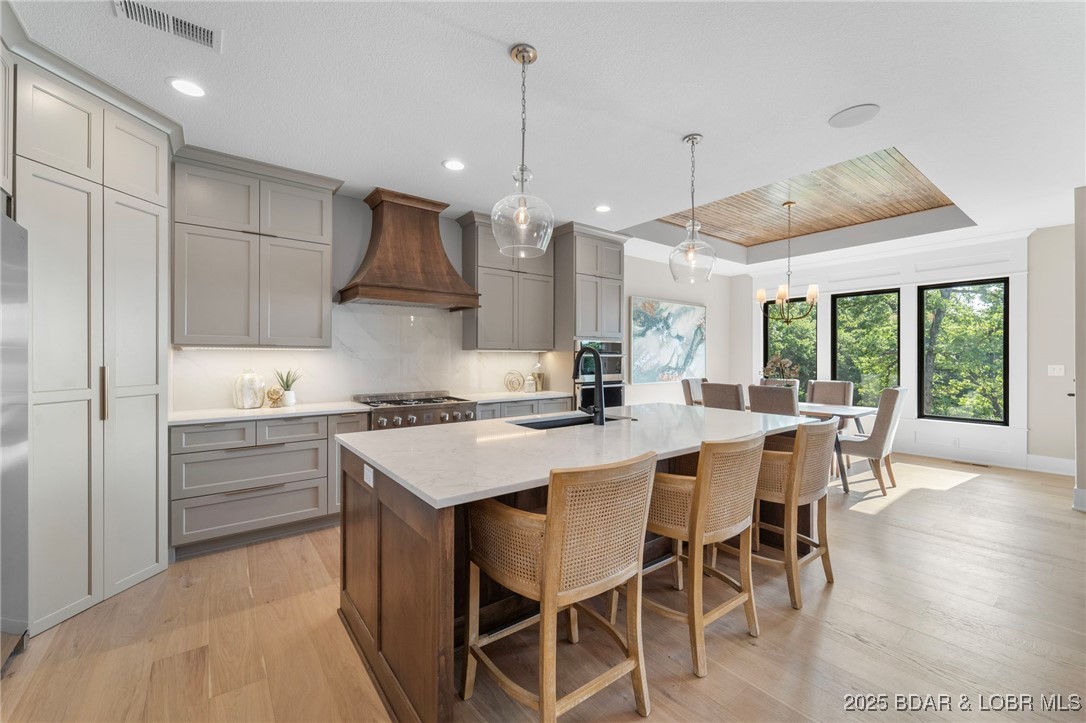 578 Via Del Lago Drive